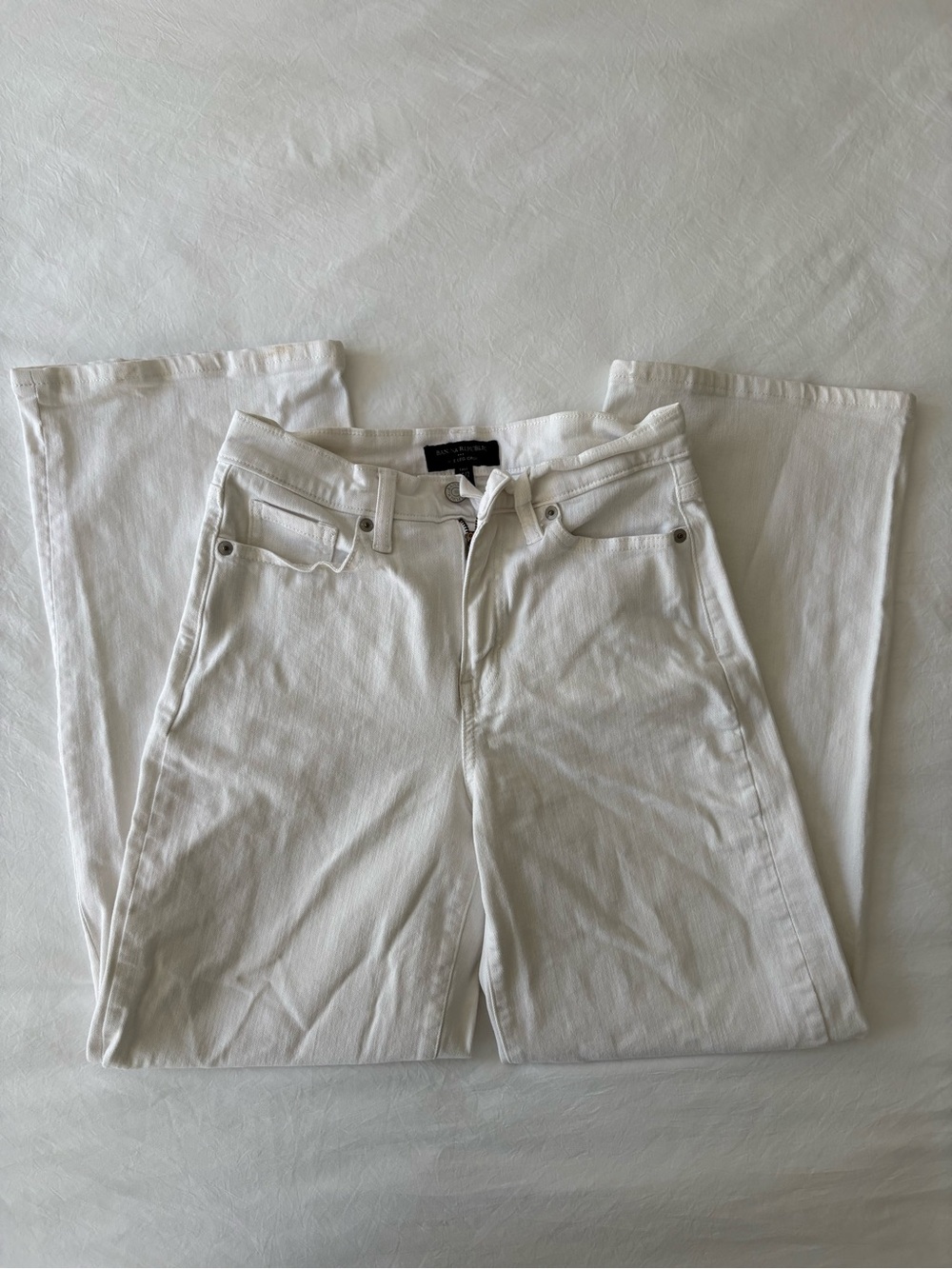 Banana Republic White Wide Leg Crop Jeans